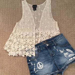 Paper Doll Crochet Best and Justice Denim Shorts